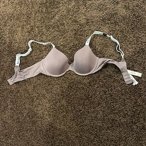 Victoria’s Secret/bra/size 34B